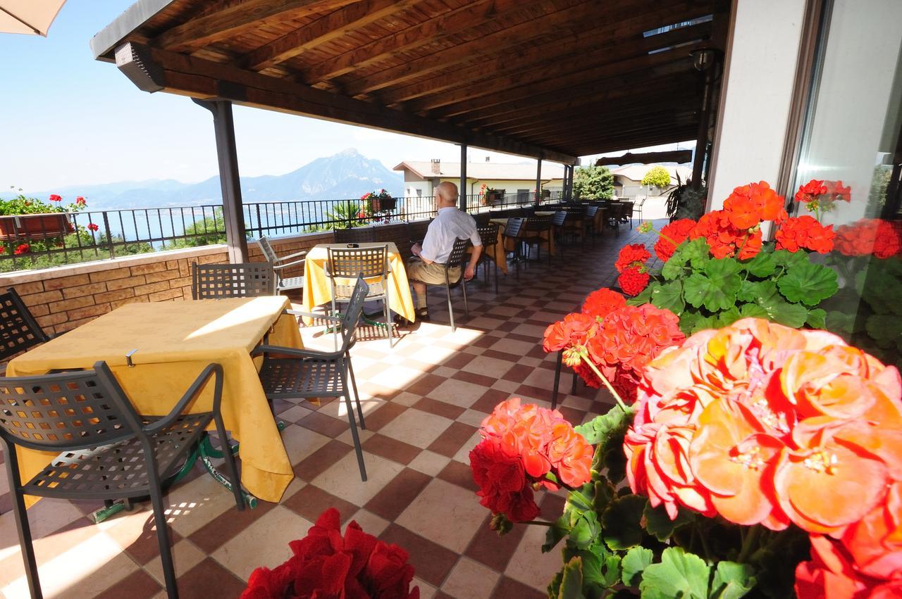 Hotel San Remo ซานเซโน ดี มอนตาญญา ภายนอก รูปภาพ