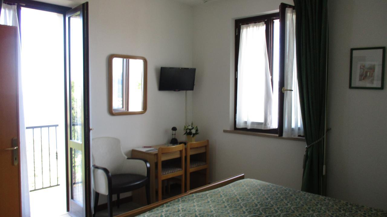 Hotel San Remo ซานเซโน ดี มอนตาญญา ภายนอก รูปภาพ